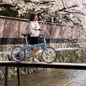 琵琶湖疏水沿いに巡る桜の並木道サイクリング（→MINI LOVE）
